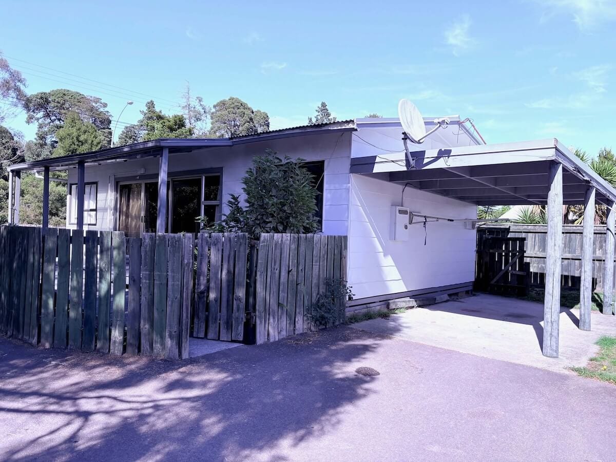 Sala St, Whakarewarewa, Rotorua — two houses on one title