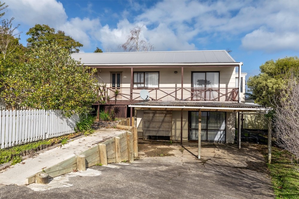 Flaunty Place, West Harbour, Auckland